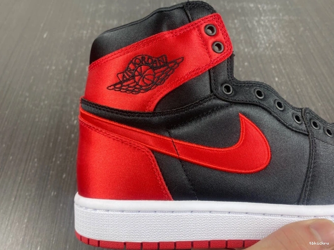 Rep TBkick OG 1 Air High Bred Satin WMNS FD4810-061 Jordan 0713